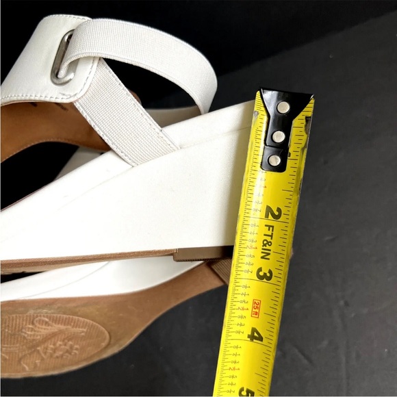 Croft & Barrow White thong Wedge Heel Slingback Sandal Shoe Women's Size 8 EUC - Picture 7 of 12